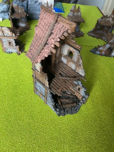 Back alley ruined house - ruined,