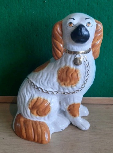 Unmarked ceramic mantle brown - ceramic,