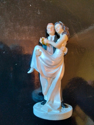 Bride and groom wedding cake - groom,