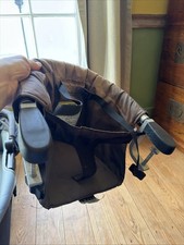 Mountain Buggy Pod Clip-On Highchair Black, Universal Travel Chair