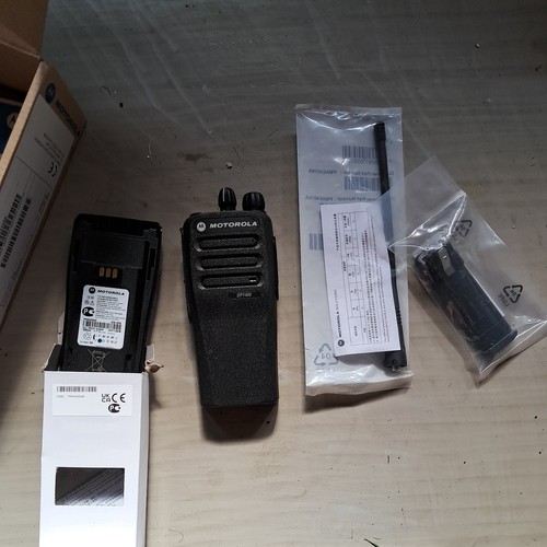 Brand new motorola - motorola, uhf