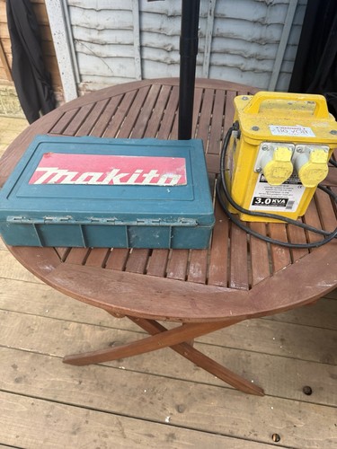 Makita 110v sds - 110v, drill