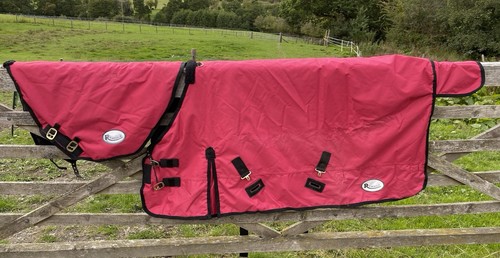 Rhinegold turnout rug - rug, red