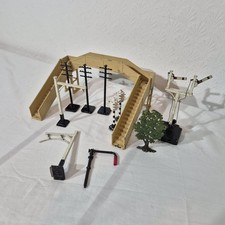 Vintage 00 Gauge Lineside &