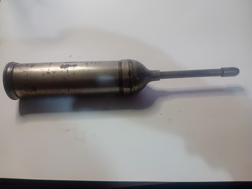 Vintage plunger type - type, grease