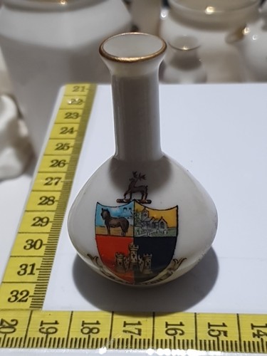 Crested ware china shelley - crested,