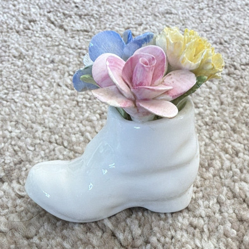 Royal doulton bone china - royal,