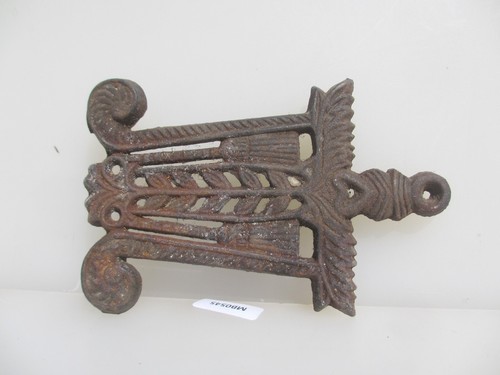 Small victorian iron trivet - victorian,