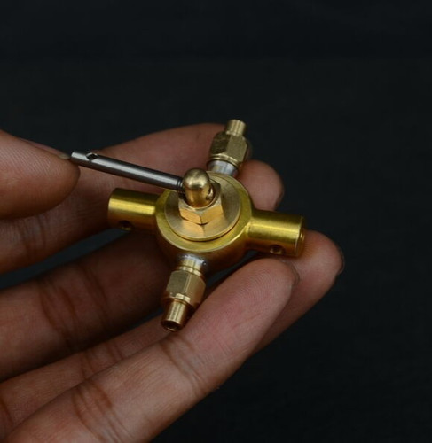 Reversible control valve for - control,