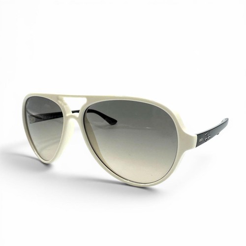Excellent condition ray ban - condition,