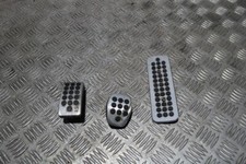 FORD FOCUS MK2 ZETEC S MANUAL PEDAL COVERS (RHD) 2008-2011 LC60