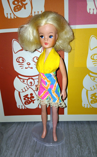 Vintage sindy doll - sindy, with