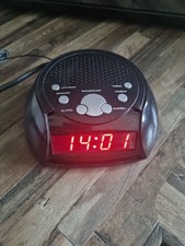 TESCO CR-106 Portable Digital Alarm Clock Radio