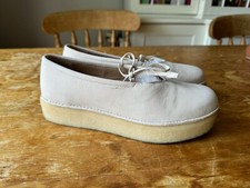 WOMENS CLARKS ORIGINALS CREAM LEATHER SHOES UK 3.5 LOAFER LACE UP  TRAINERS
