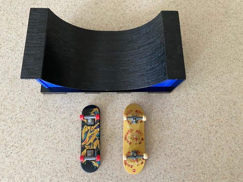 Tech deck halfpipe - deck, ramp