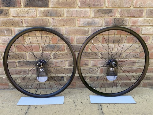 Pro road 700c r - q/r, disc