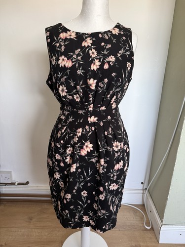Apricot black floral - black,