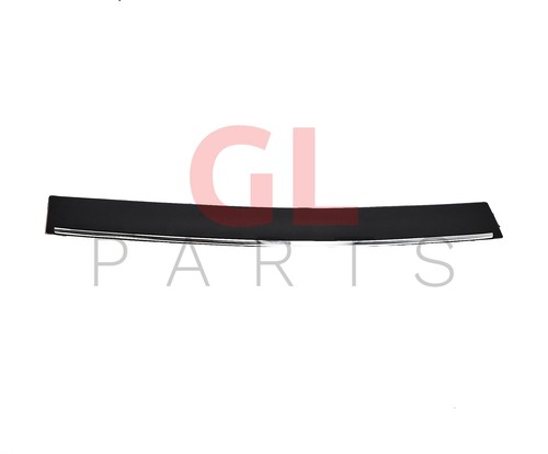 Front bumper moulding - front,