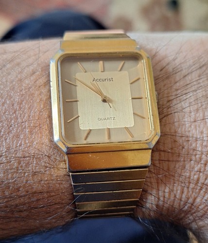 Beautiful vintage accurist - beautiful,