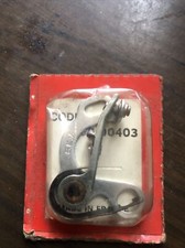Citroen Traction contacts