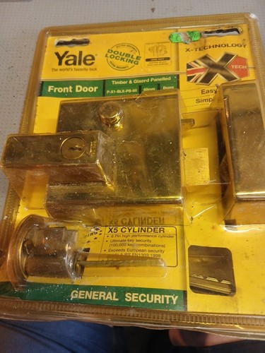Yale maximum security - maximum, front