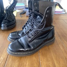 Dr Martens Airwair 10 Hole  Boots Size 11 Black