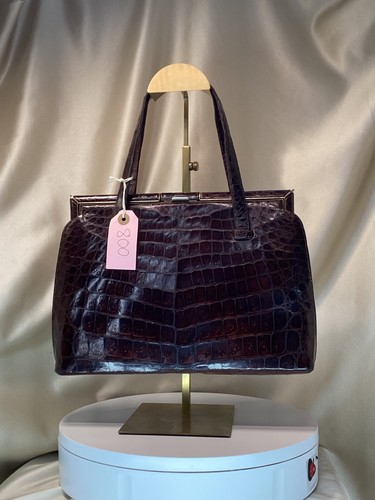 Stunning 1940s vintage - stunning,
