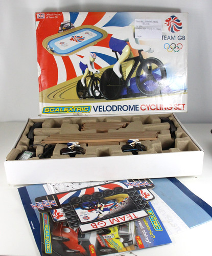Scalextric velodrome cycling - scalextric,