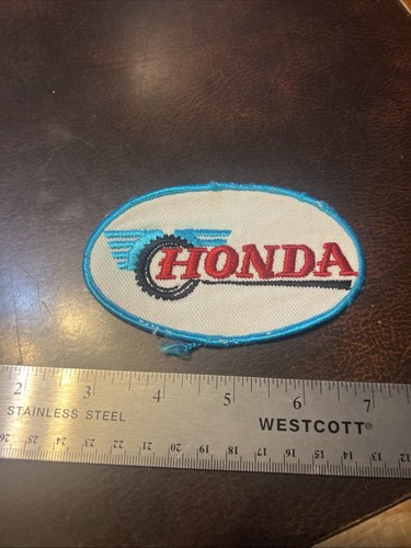 Honda gold wing - gold,