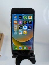 Apple iPhone 8 - 64GB - Space