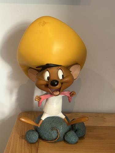 Vintage speedy gonzales figure - speedy,