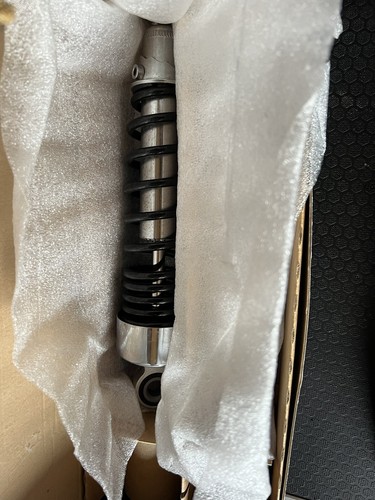Triumph t120 rear - rear, shock