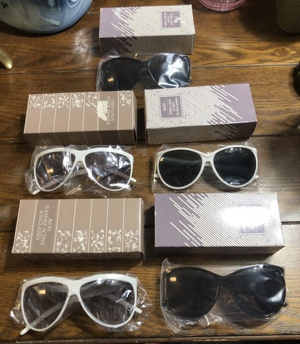 Pairs vintage avon - pairs,