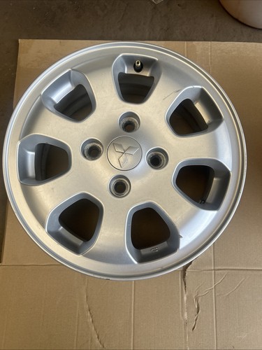 Mitsubishi colt 2005 - colt, 15”