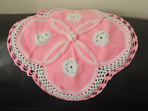 Pink crochet doily - crochet, shabby