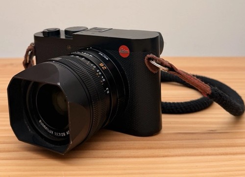 Leica boxed with - leica,