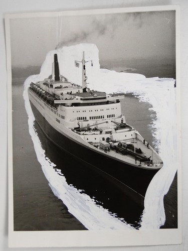 Cunard liner queen elizabeth - liner,