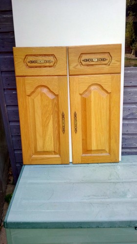 Pair solid light - of, oak