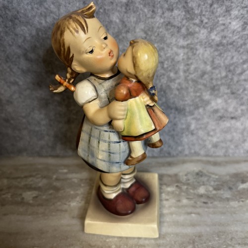 Kiss goebel hummel 6 - me!", 6.25"