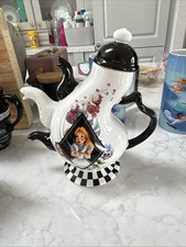 Disneyland Park Alice In