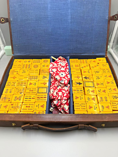 Vintage bakelite mah jong tile - bakelite,