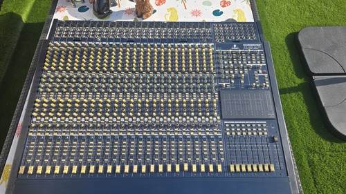 Behringer eurodesk mx8000 - behringer,