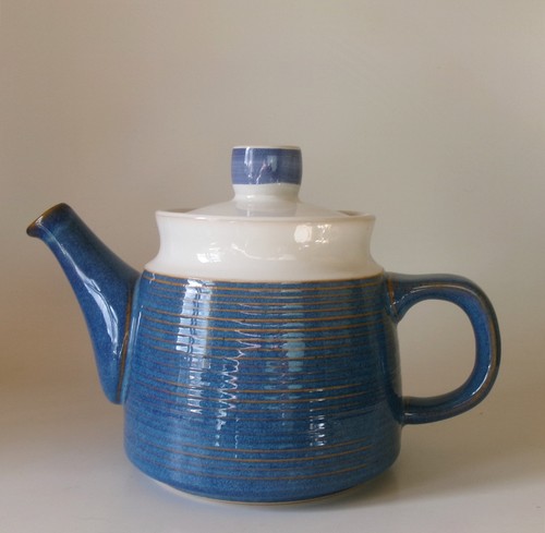Denby chatsworth teapot 150mm - chatsworth,
