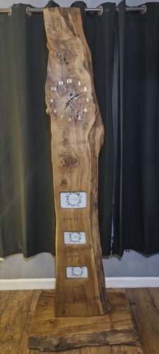 Oak handmade floor - floor, clock