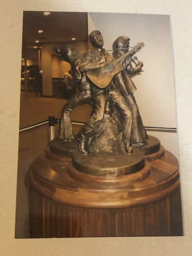 Elvis statue presley - statue,