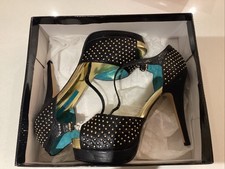 Ladies Black  Gold Stud 5”