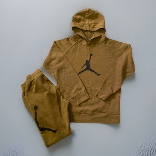 Nike air jordan boys tracksuit - jordan,