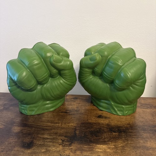 Incredible hulk smash - smash, fists