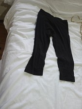 Ladies Black 3/4 Leggings Size