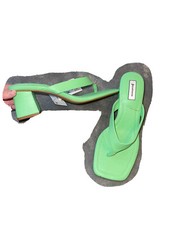 Stradivarius green flip flop small kitten heels size 5. Brand New.